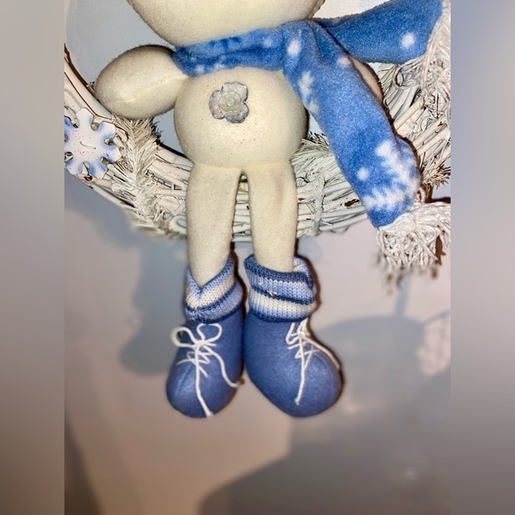 3/75$ Christmas white&blue‎ wicker Door Wreath with Stuffed SnowMan - Picture 13 of 13